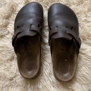 betula by birkenstock size 38 leather clogs